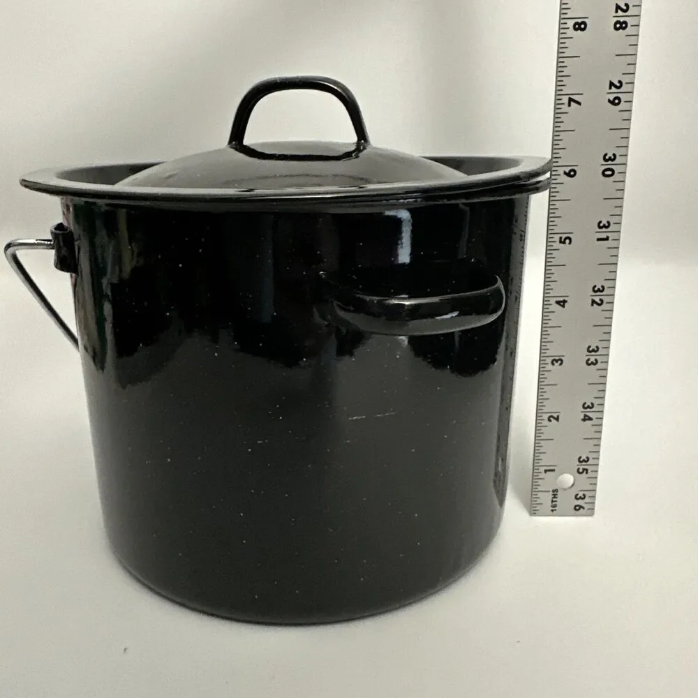Vintage Black Speckled Enamelware Stock Pot w Lid & Bail Handle Campfire Cowboy